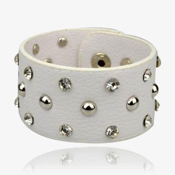 Leather Cuff Bracelets Assorted Colors & Styles - Picture 4 of 8